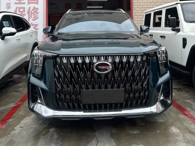 GAC Trumpchi GS8 — Фото автомобиля 2