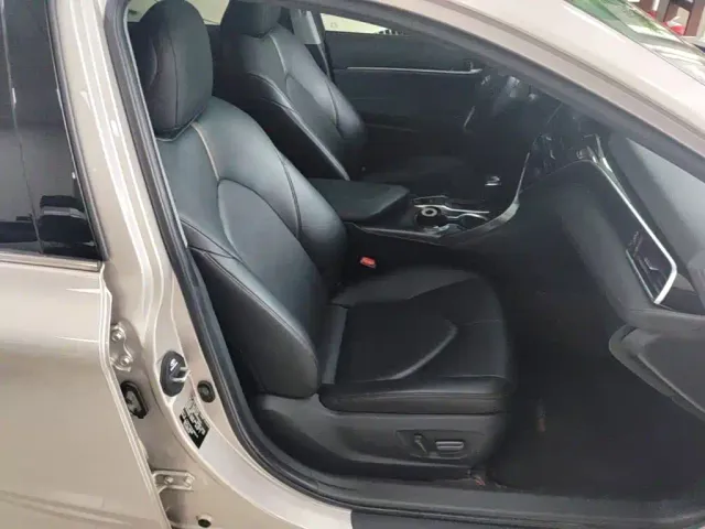 Toyota Camry — Фото автомобиля 24