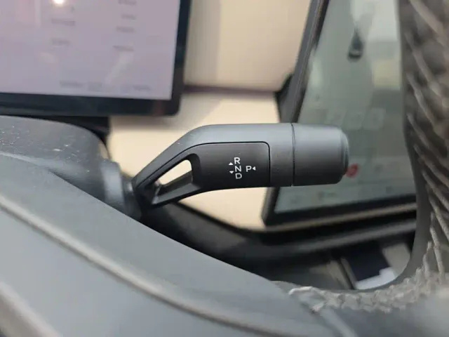 Volvo Volvo XC70 Plug-in Hybrid 2025 Standard — Фото автомобиля 13