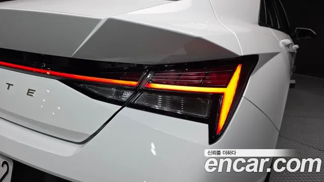 Hyundai Avante CN7 — Фото автомобиля 8