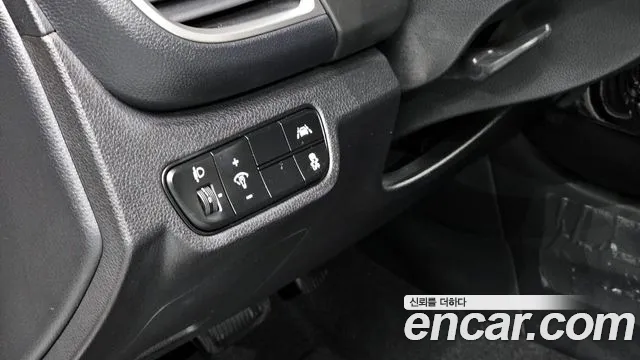 Kia Seltos Seltos Бензин 1.6 турбо 2WD — Фото автомобиля 15
