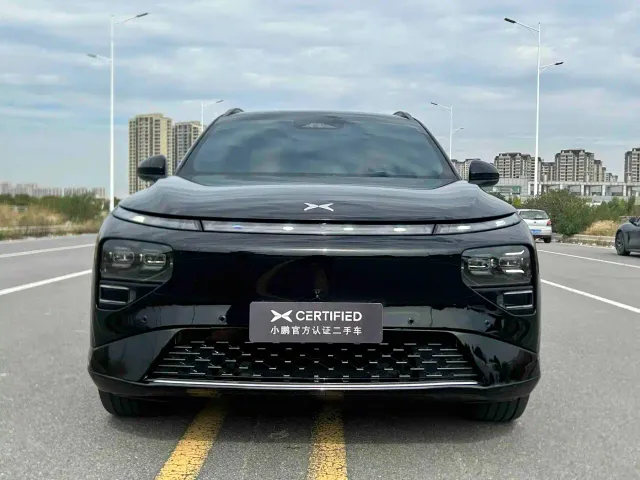 Xpeng G9 — Фото автомобиля 2