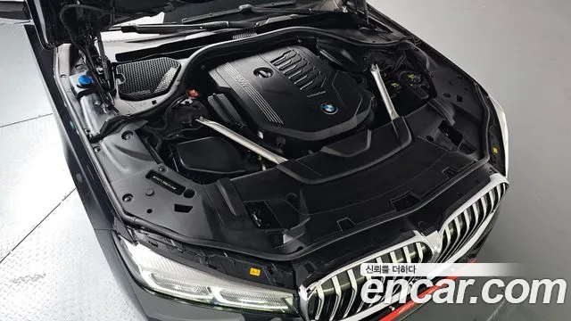 BMW 7 Series — Фото автомобиля 9