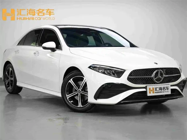 Mercedes-Benz A-Class — Фото автомобиля 3