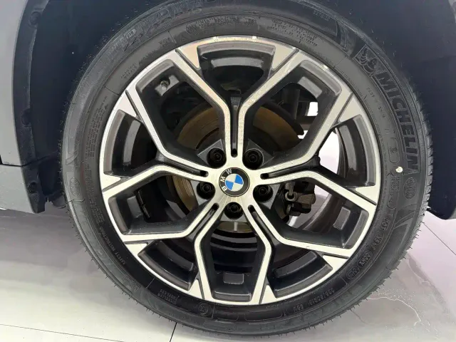BMW X1 — Фото автомобиля 7