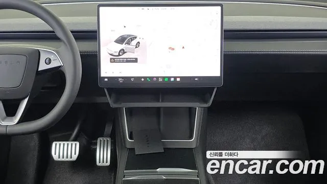 Tesla Model Y — Фото автомобиля 20
