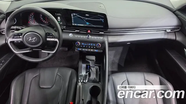 Hyundai Avante CN7 — Фото автомобиля 10