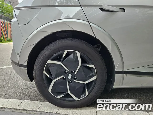 Hyundai Ioniq 5 — Фото автомобиля 5