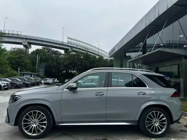 Mercedes-Benz GLE-Class — Фото автомобиля 6