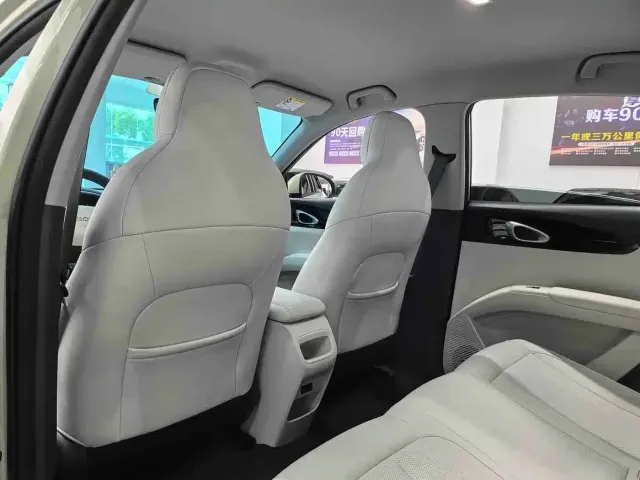 Geely Starry Wish — Фото автомобиля 8