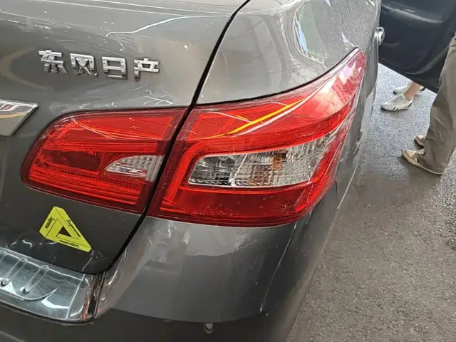 Nissan Sylphy — Фото автомобиля 7