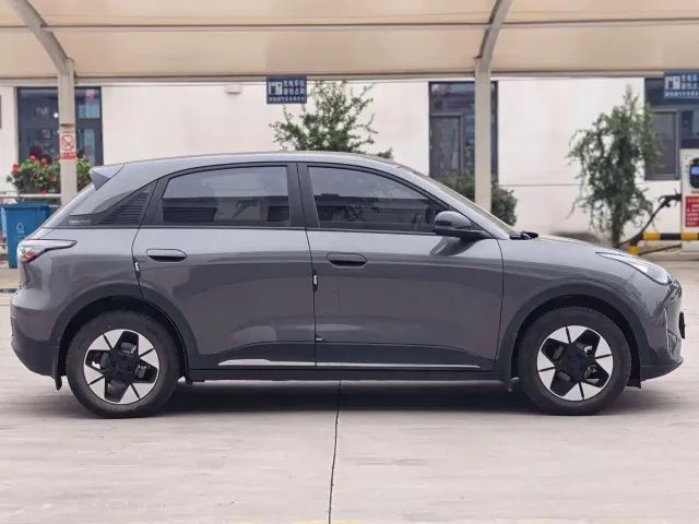 Geely Starry Wish — Фото автомобиля 4