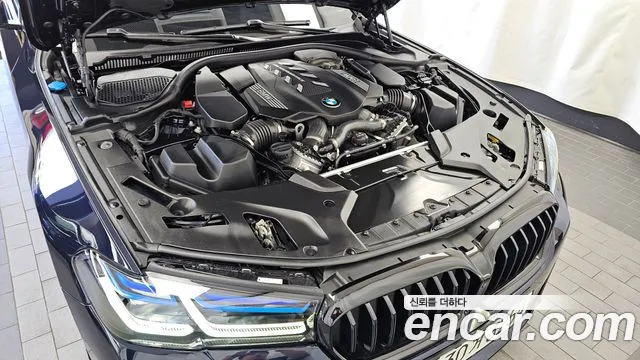 BMW 5 Series G30 — Фото автомобиля 9