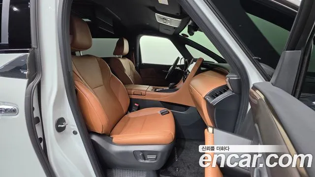 Toyota Alphard — Фото автомобиля 10