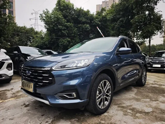 Фотография автомобиля — Ford Escape