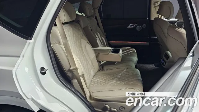 Genesis GV80 — Фото автомобиля 17