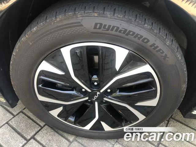 Kia EV6 — Фото автомобиля 11