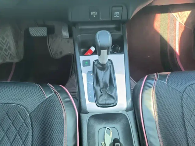 Honda Fit — Фото автомобиля 13