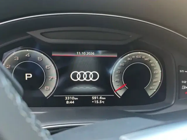 Audi Q7 — Фото автомобиля 9