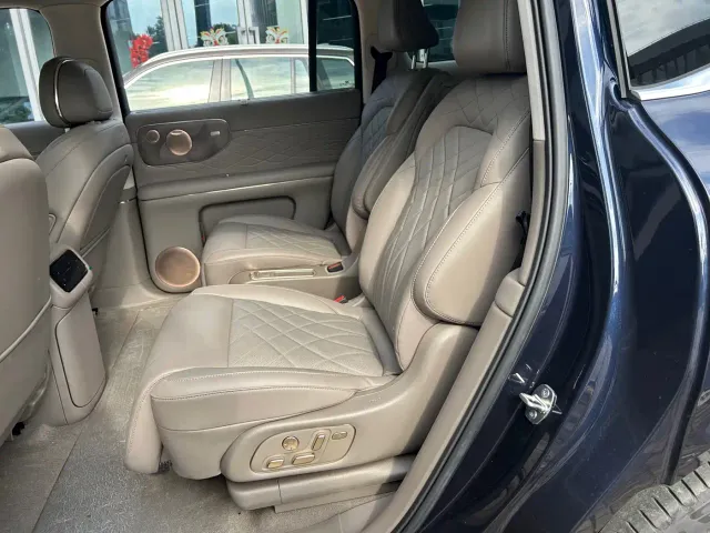 IM Motors LS9 — Фото автомобиля 8