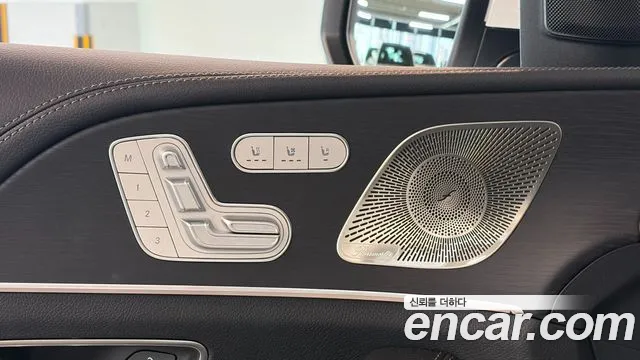 Mercedes-Benz GLE-Class — Фото автомобиля 14