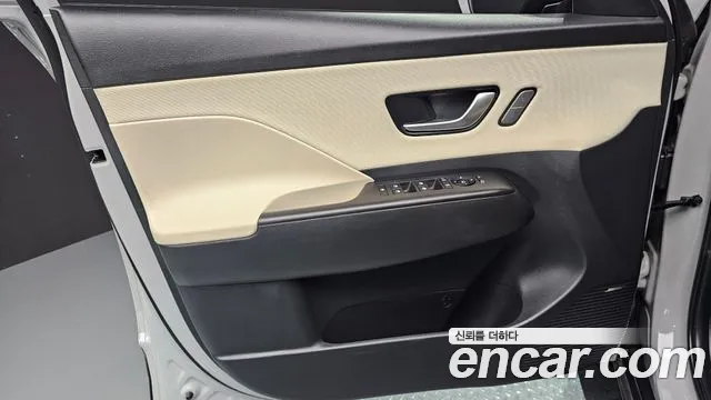 Hyundai Kona SX2 — Фото автомобиля 13