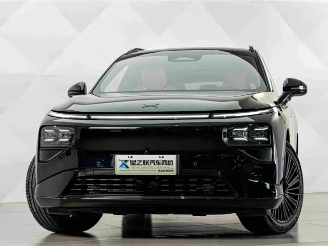 Xpeng G9 — Фото автомобиля 3