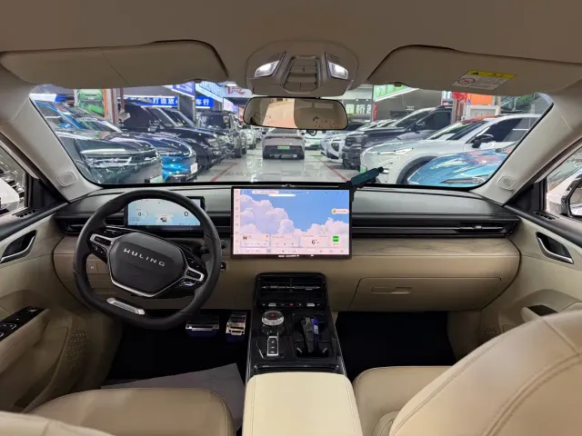 Wuling Starlight — Фото автомобиля 9