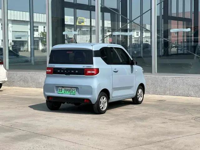 Wuling Hongguang Mini EV — Фото автомобиля 6