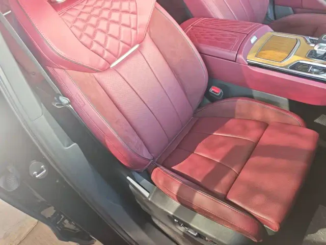 Hongqi E-HS9 — Фото автомобиля 24
