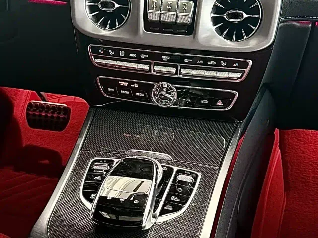 Mercedes-Benz G-Class — Фото автомобиля 9