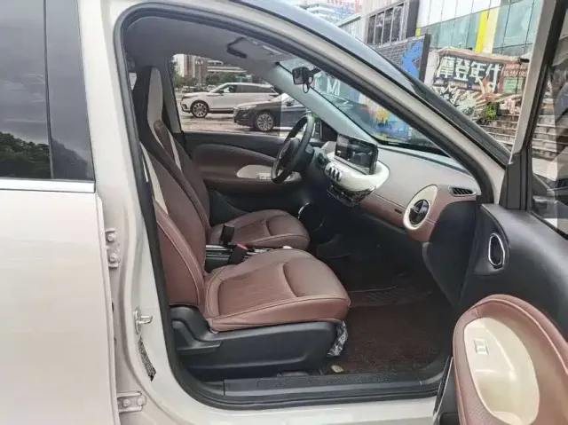 Wuling Bingo — Фото автомобиля 10