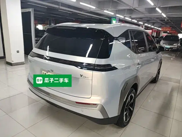 GAC Aion Y — Фото автомобиля 4