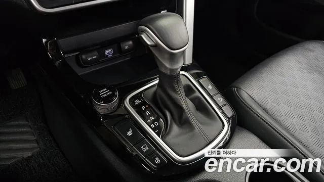 Kia Seltos — Фото автомобиля 9