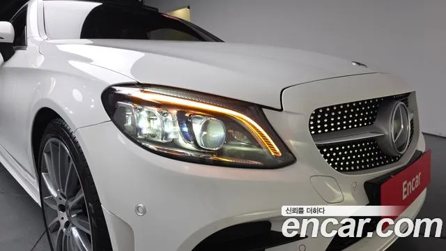 Mercedes-Benz C-Class — Фото автомобиля 20