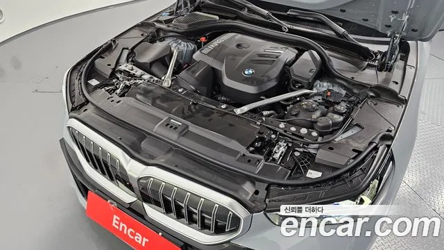 BMW 5-Series 5 серия (G60) 530i xDrive M Sport — Фото автомобиля 4