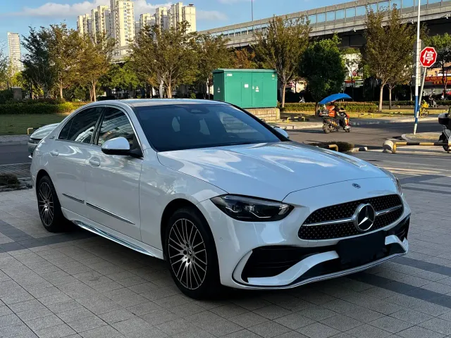 Mercedes-Benz C-Class — Фото автомобиля 3
