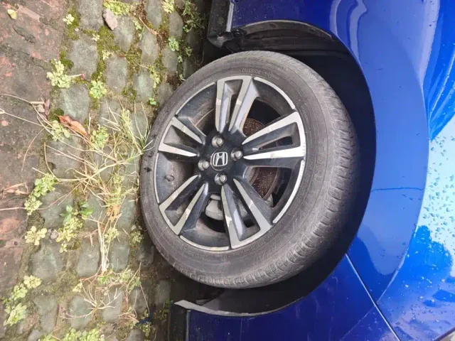 Honda Fit — Фото автомобиля 24