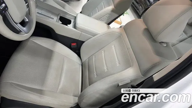 Hyundai Santa Fe MX5 — Фото автомобиля 20