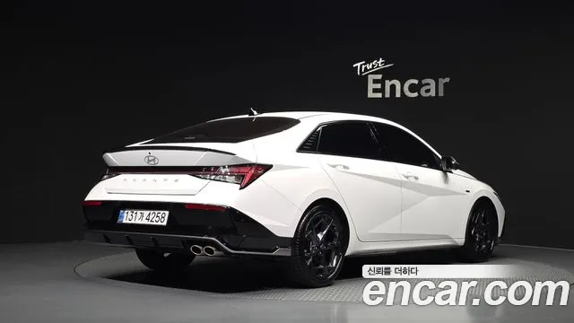 Hyundai Avante CN7 — Фото автомобиля 2