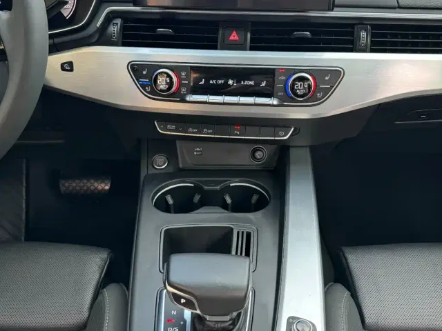 Audi A4L — Фото автомобиля 20