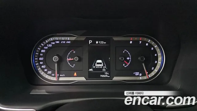 Hyundai Tucson Tucson (NX4) Бензин 1.6 турбо 2WD — Фото автомобиля 8