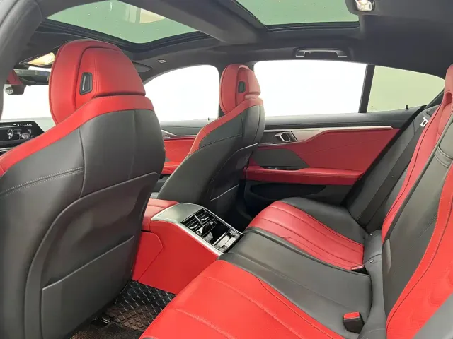 BMW 8 Series — Фото автомобиля 19