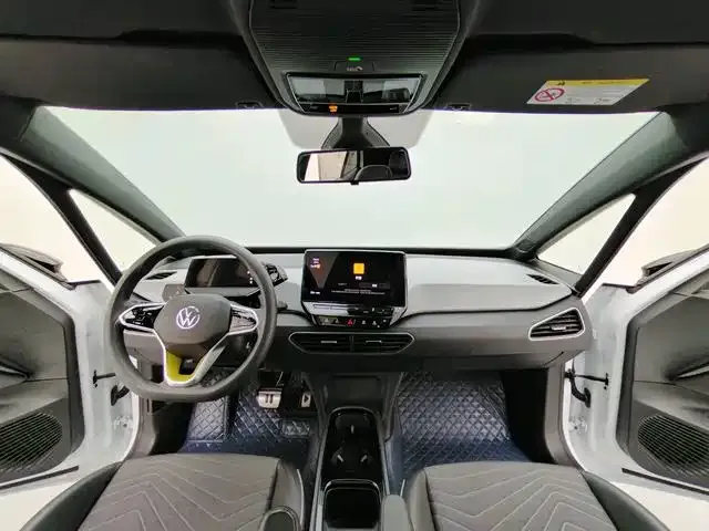 Volkswagen ID.3 — Фото автомобиля 9