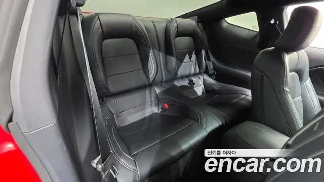 Ford Mustang — Фото автомобиля 18