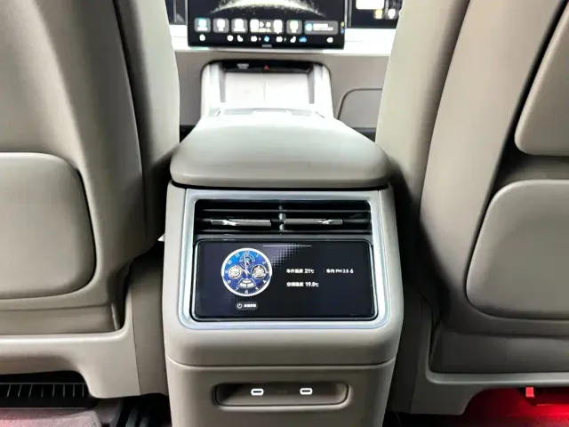 Stelato S9T — Фото автомобиля 16