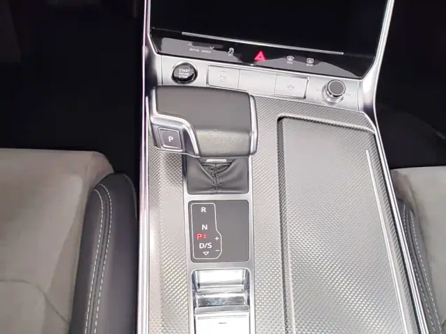 Audi A6L — Фото автомобиля 13