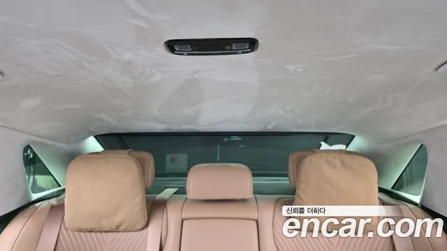 Hyundai Grandeur Grandeur (GN7) 2.5 Бензин 2WD — Фото автомобиля 27