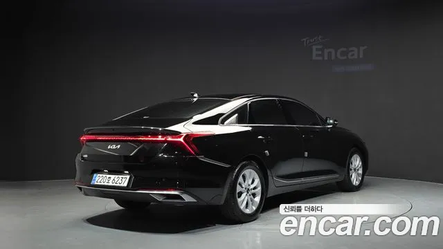 Kia K8 2.5 Бензин 2WD — Фото автомобиля 2