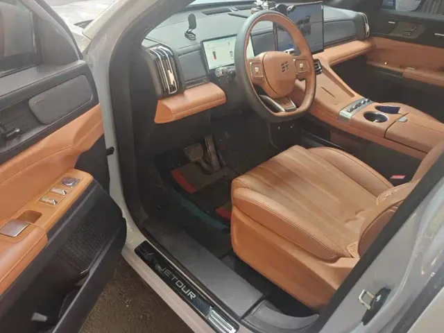 Jetour Shanhai Jetour Shanhai L7 PLUS 2025 Base 5-Seater — Фото автомобиля 9